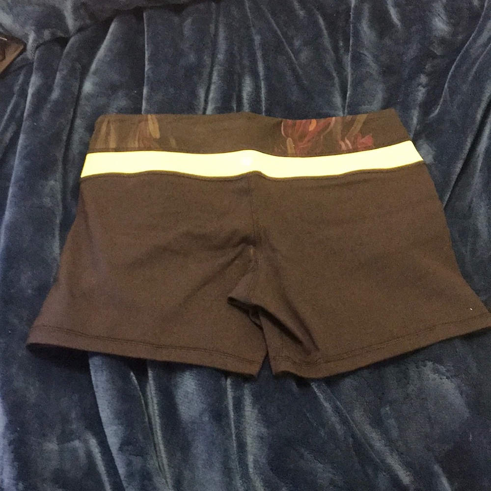 Yoga shorts